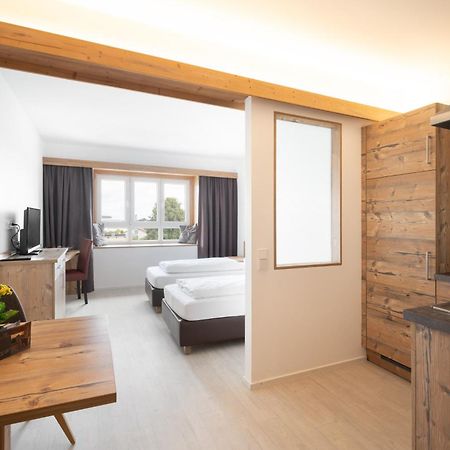 Snooze Apartments Holzkirchen (Miesbach) Exterior foto